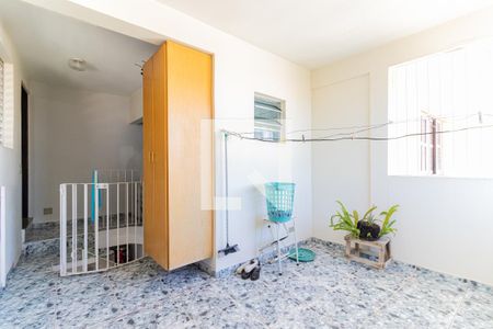 Casa à venda com 399m², 4 quartos e 2 vagas Casa à venda com 399m², 4 quartos e 2 vagasQuarto 4 - Varanda