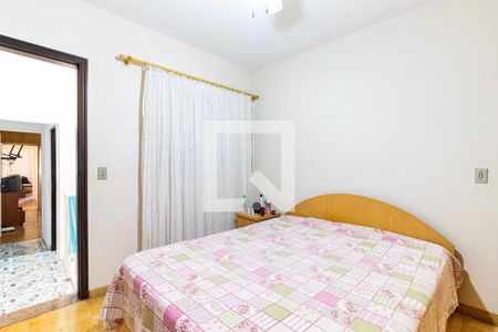 Casa à venda com 399m², 4 quartos e 2 vagas Casa à venda com 399m², 4 quartos e 2 vagasQuarto 3