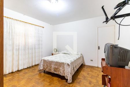 Casa à venda com 399m², 4 quartos e 2 vagas Casa à venda com 399m², 4 quartos e 2 vagasQuarto 2