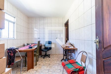 Casa à venda com 399m², 4 quartos e 2 vagas Casa à venda com 399m², 4 quartos e 2 vagasQuartinho 1