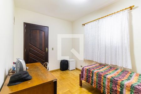 Casa à venda com 399m², 4 quartos e 2 vagas Casa à venda com 399m², 4 quartos e 2 vagasQuarto 4