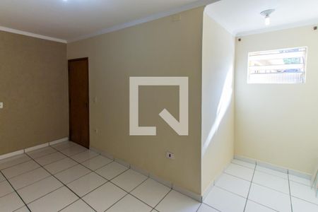 Quarto 1   de casa para alugar com 2 quartos, 75m² em Vila Constança, São Paulo