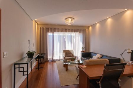Sala de Estar de casa à venda com 3 quartos, 200m² em Jardim Nova Europa, Campinas