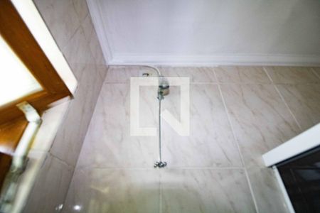 Casa para alugar com 150m², 2 quartos e 2 vagas Casa para alugar com 150m², 2 quartos e 2 vagasChuveiro