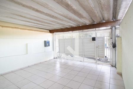 Casa para alugar com 150m², 2 quartos e 2 vagas Casa para alugar com 150m², 2 quartos e 2 vagasGaragem