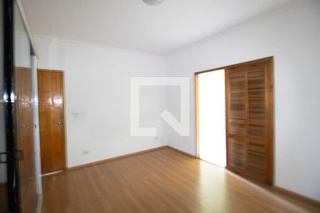 Casa para alugar com 150m², 2 quartos e 2 vagas Casa para alugar com 150m², 2 quartos e 2 vagasQuarto 2 - Suíte