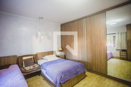 Casa à venda com 450m², 4 quartos e 4 vagasSuíte