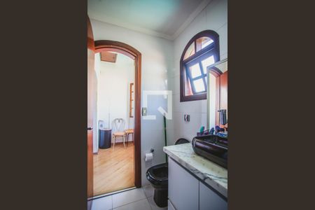 Casa à venda com 450m², 4 quartos e 4 vagasBanheiro Suíte