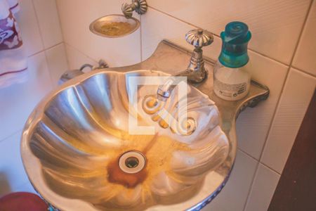 Casa à venda com 450m², 4 quartos e 4 vagasLavabo - Torneira