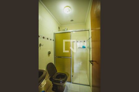 Casa à venda com 450m², 4 quartos e 4 vagasBanheiro Suíte