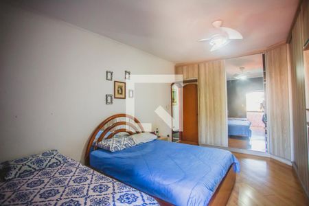 Casa à venda com 450m², 4 quartos e 4 vagasSuíte 2