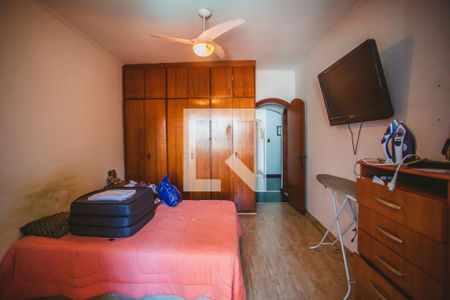 Casa à venda com 450m², 4 quartos e 4 vagasSuíte 3