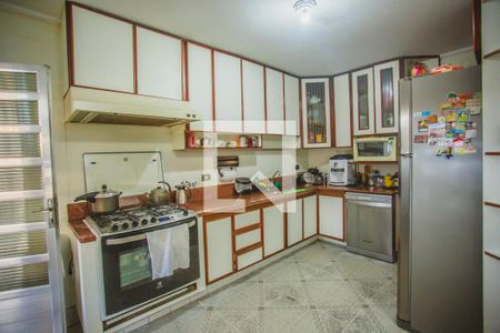 Casa à venda com 450m², 4 quartos e 4 vagasCozinha