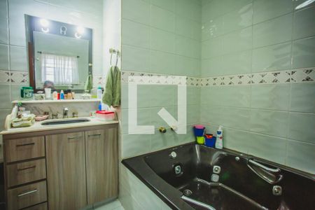 Casa à venda com 450m², 4 quartos e 4 vagasBanheiro Suíte - Banheira