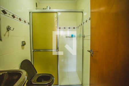 Casa à venda com 450m², 4 quartos e 4 vagasBanheiro Suíte