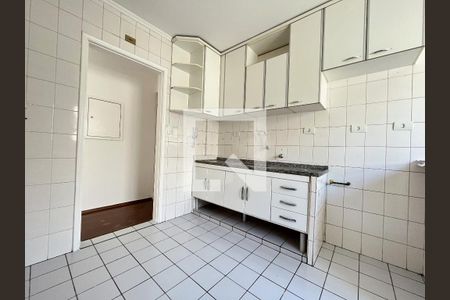 Apartamento à venda com 60m², 2 quartos e 1 vagaCozinha 