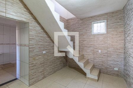 Casa para alugar com 100m², 2 quartos e 2 vagasSala