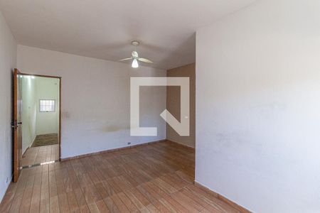 Casa para alugar com 100m², 2 quartos e 2 vagasSuíte