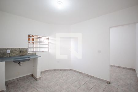 Casa para alugar com 45m², 1 quarto e sem vaga Casa para alugar com 45m², 1 quarto e sem vagaCozinha