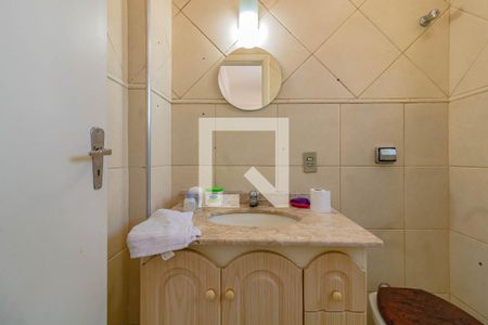 Apartamento para alugar com 100m², 2 quartos e 1 vaga Apartamento para alugar com 100m², 2 quartos e 1 vagaBanheiro