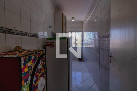 Cozinha de apartamento para alugar com 2 quartos, 100m² em Vila Mira, São Paulo