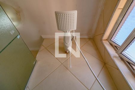 Banheiro de apartamento para alugar com 2 quartos, 100m² em Vila Mira, São Paulo