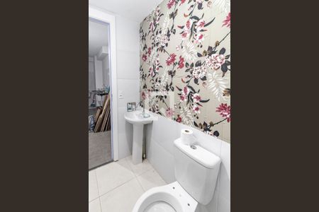 Apartamento à venda com 33m², 2 quartos e sem vagaBanheiro