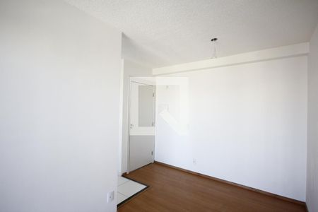 Sala de apartamento para alugar com 2 quartos, 41m² em Vila Independência, São Paulo