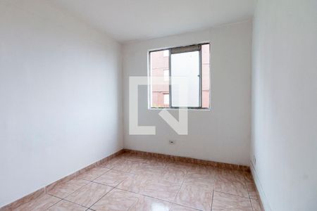 Quarto 2 de apartamento para alugar com 2 quartos, 47m² em Itaquera, São Paulo