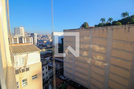 Vista da Sala de kitnet/studio à venda com 1 quarto, 43m² em Centro, Rio de Janeiro