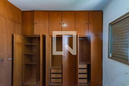 Quarto 1 - Armários de apartamento para alugar com 2 quartos, 49m² em Jardim Campos Elíseos, Campinas