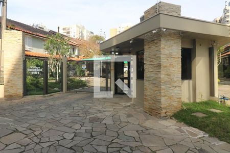 Casa de condomínio à venda com 87m², 2 quartos e 1 vagaFachada e portaria