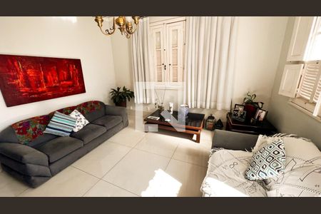 Sala de casa à venda com 5 quartos, 337m² em Colégio Batista, Belo Horizonte