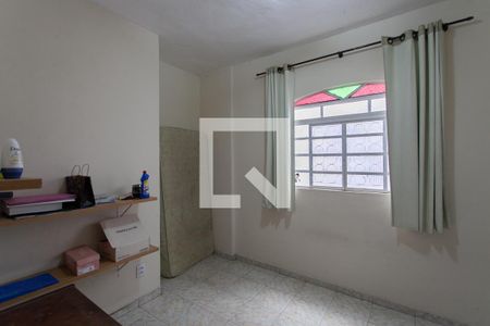 Casa à venda com 170m², 3 quartos e 2 vagas Casa à venda com 170m², 3 quartos e 2 vagasQuarto 2