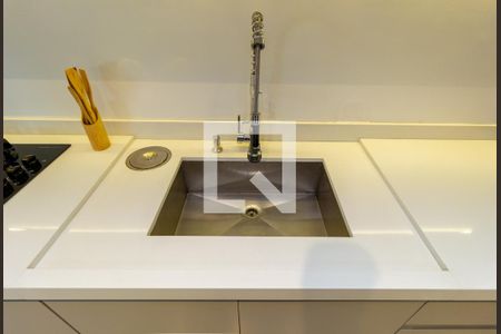 Apartamento à venda com 94m², 2 quartos e 2 vagas Apartamento à venda com 94m², 2 quartos e 2 vagasDetalhe - Cozinha