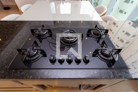 Apartamento à venda com 94m², 2 quartos e 2 vagas Apartamento à venda com 94m², 2 quartos e 2 vagasDetalhe - Varanda