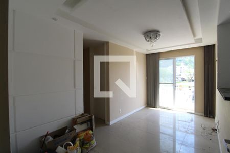 Sala de apartamento para alugar com 2 quartos, 50m² em Jacarepaguá, Rio de Janeiro