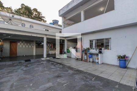 Casa à venda com 300m², 3 quartos e 1 vaga Casa à venda com 300m², 3 quartos e 1 vagaÁrea Externa