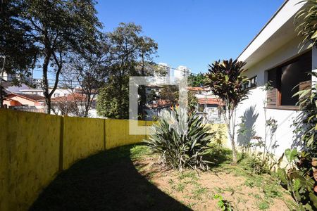 Casa para alugar com 320m², 2 quartos e 4 vagas Casa para alugar com 320m², 2 quartos e 4 vagasJardim