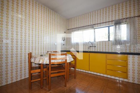 Casa para alugar com 320m², 2 quartos e 4 vagas Casa para alugar com 320m², 2 quartos e 4 vagasCozinha