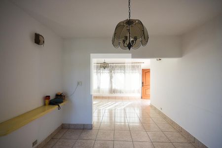 Sala de casa para alugar com 2 quartos, 320m² em Jardim Londrina, São Paulo