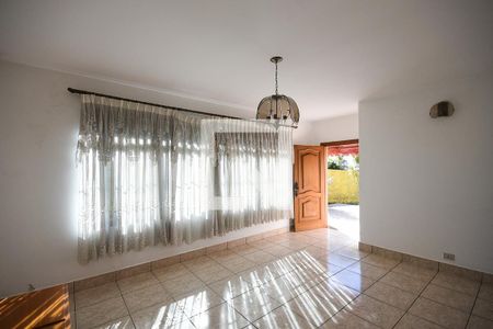 Sala de casa para alugar com 2 quartos, 320m² em Jardim Londrina, São Paulo