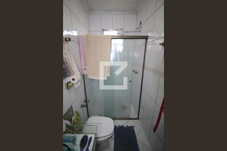 Casa à venda com 240m², 3 quartos e 3 vagasBanheiro 1