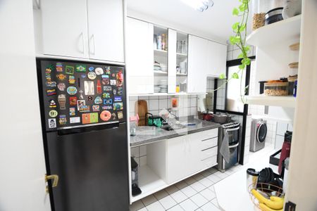 Cozinha de apartamento à venda com 1 quarto, 40m² em Centro, Campinas