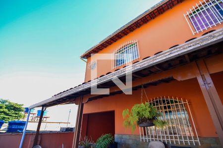 Casa à venda com 300m², 3 quartos e 5 vagas Casa à venda com 300m², 3 quartos e 5 vagasÁrea comum