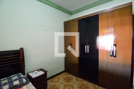 Casa à venda com 300m², 3 quartos e 5 vagas Casa à venda com 300m², 3 quartos e 5 vagasQuarto 3