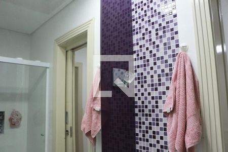 Casa de condomínio à venda com 110m², 3 quartos e 2 vagasBanheiro 1