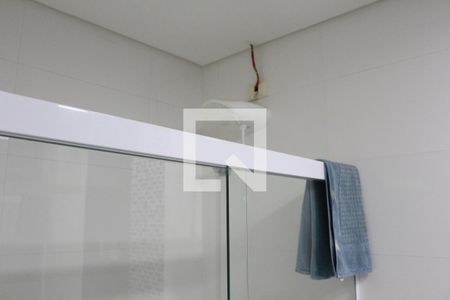 Casa de condomínio à venda com 110m², 3 quartos e 2 vagasBanheiro 1