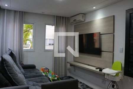 Sala  de casa de condomínio à venda com 3 quartos, 110m² em Vila Carrao, São Paulo