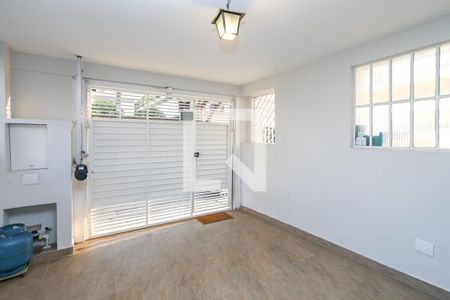 Casa à venda com 120m², 2 quartos e 1 vagaGaragem